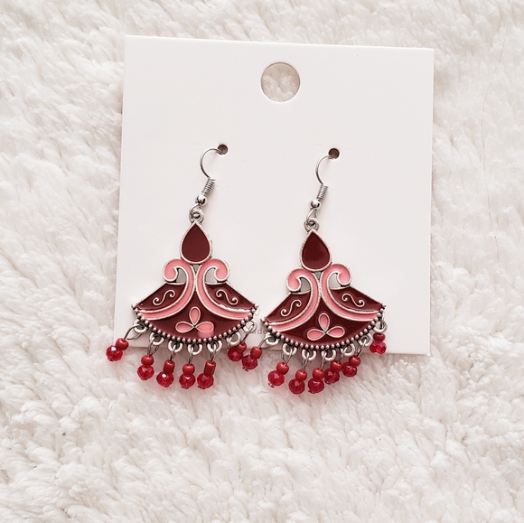 Red and Pink Beaded Drop Earrings - Picture 1 of 2
